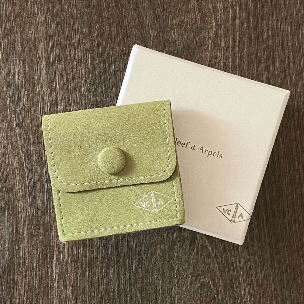 Van Cleef & Arpels travel pouch